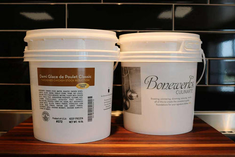 Bonewerks Culinarte Demi Glace de Poulet Classic Chicken Base, 16 Pound.