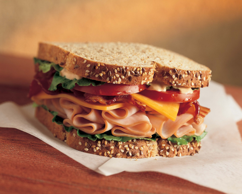 Hillshire Farm® TURKEY BREAST MESQUITE SLICED .5 OZ 10314750414